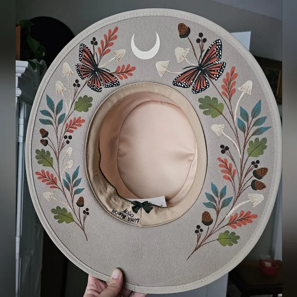 Luna Bloom | Accessories | Luna Bloom Goldie Hat | Poshmark display picture 3